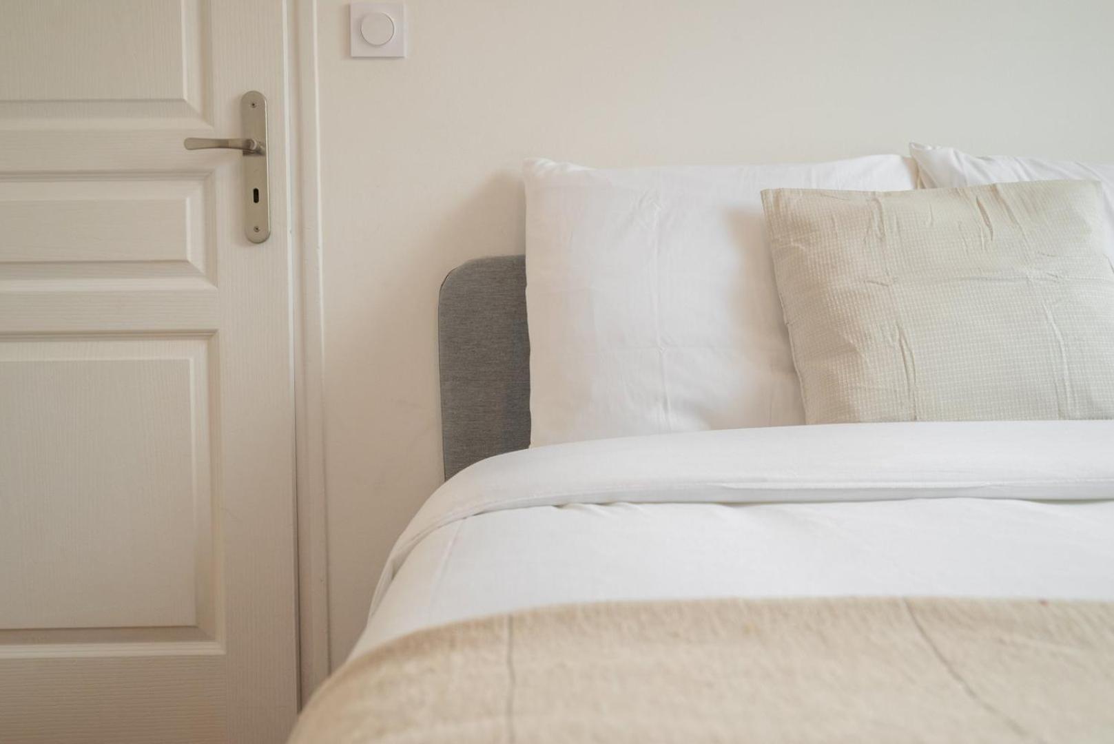 Charming 2-Bedroom Apartment At Croise Laroche ماركب-ان-باروئيل المظهر الخارجي الصورة